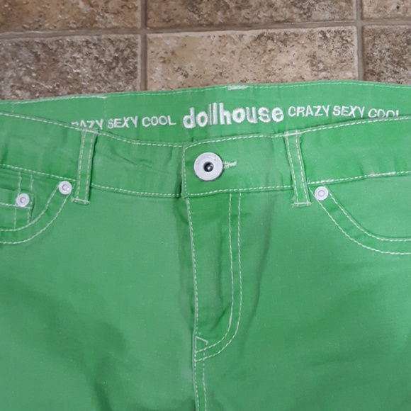 Dollhouse Crazy Sexy Cool Lime Green Skinny Jeans. - Picture 2 of 7